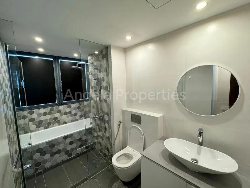 4 Bed Condo for Rent in  The Gale - Image 10